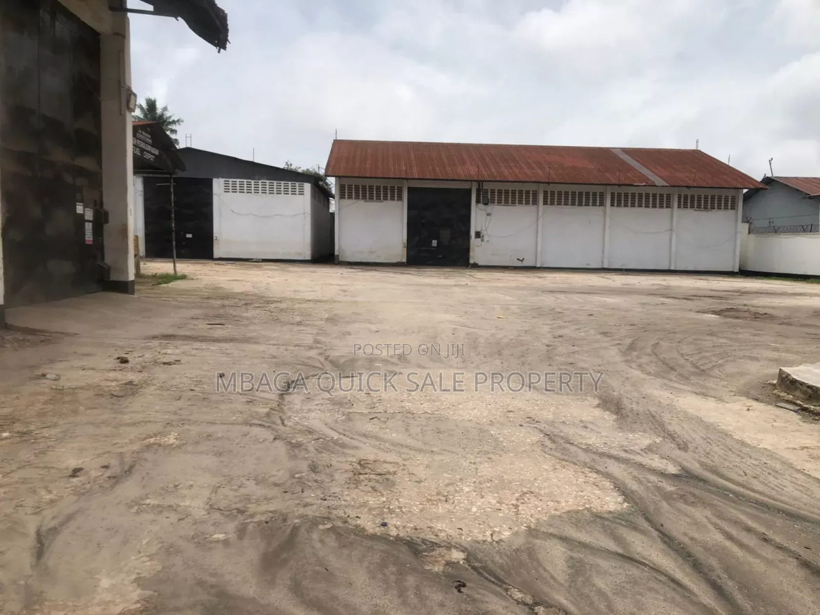 Godown and Yard for Rent at Chang'ombe Mbozi Road