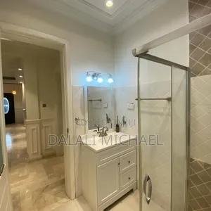 6bdrm House in Mbweni for sale