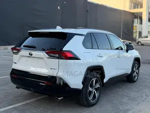 Toyota RAV4 2025 White
