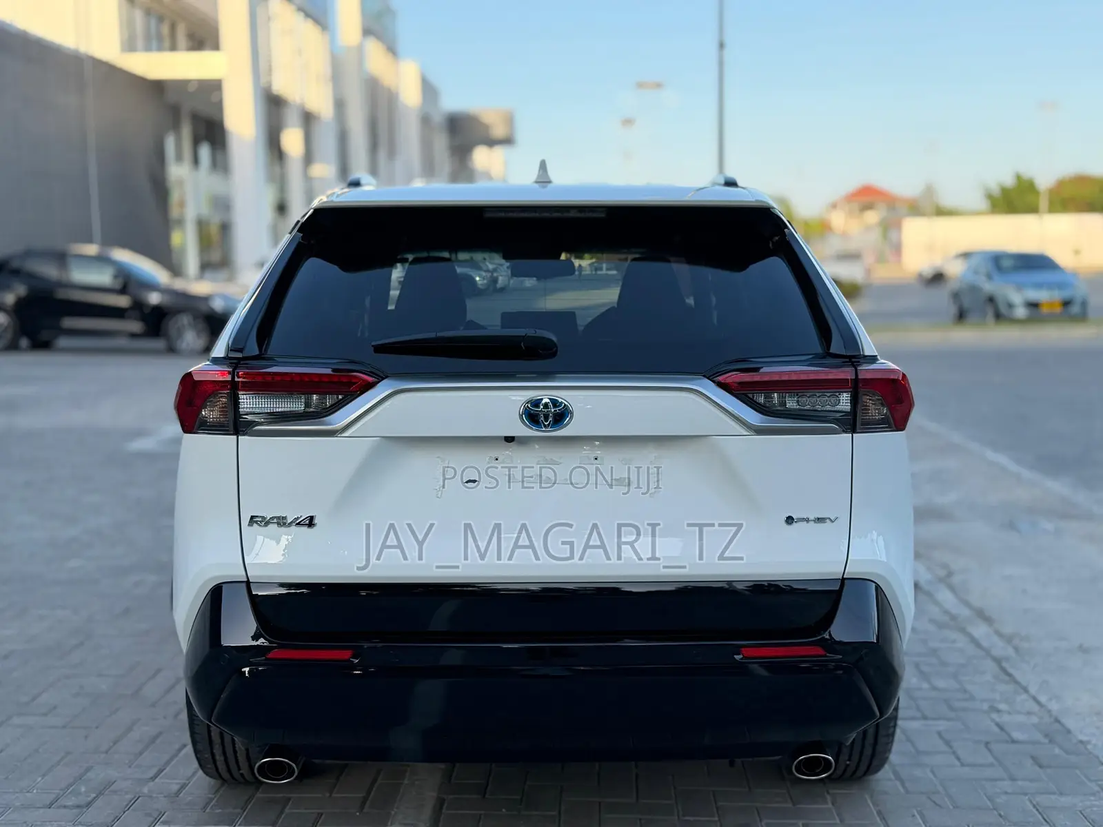 Toyota RAV4 2025 White