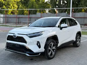 Toyota RAV4 2025 White
