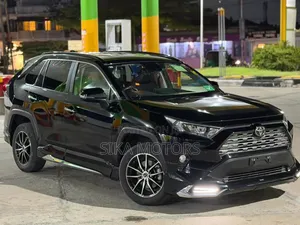 Toyota Harrier 2020 Black