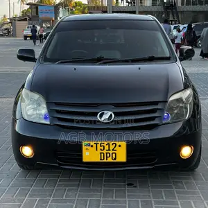 Toyota IST 2005 Black
