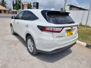 Toyota Harrier 2.0 2017 White