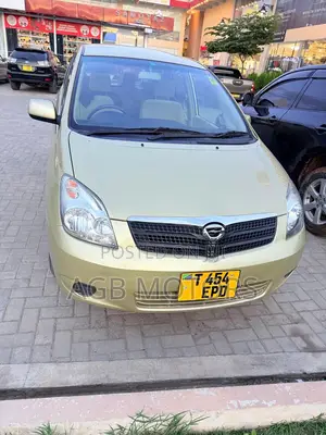 Toyota Corolla Spacio 1.5 X 2001 Gold