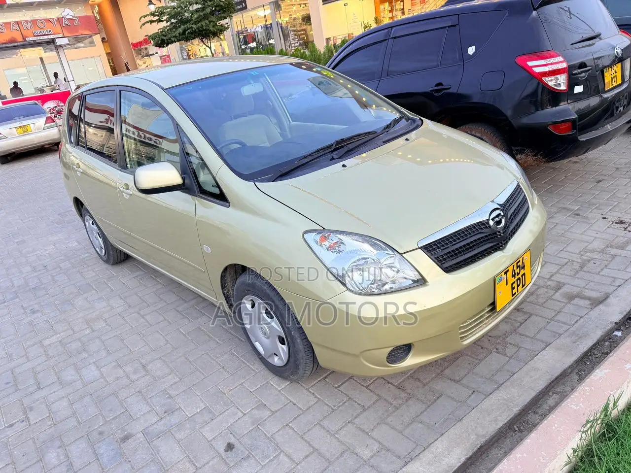 Toyota Corolla Spacio 1.5 X 2001 Gold