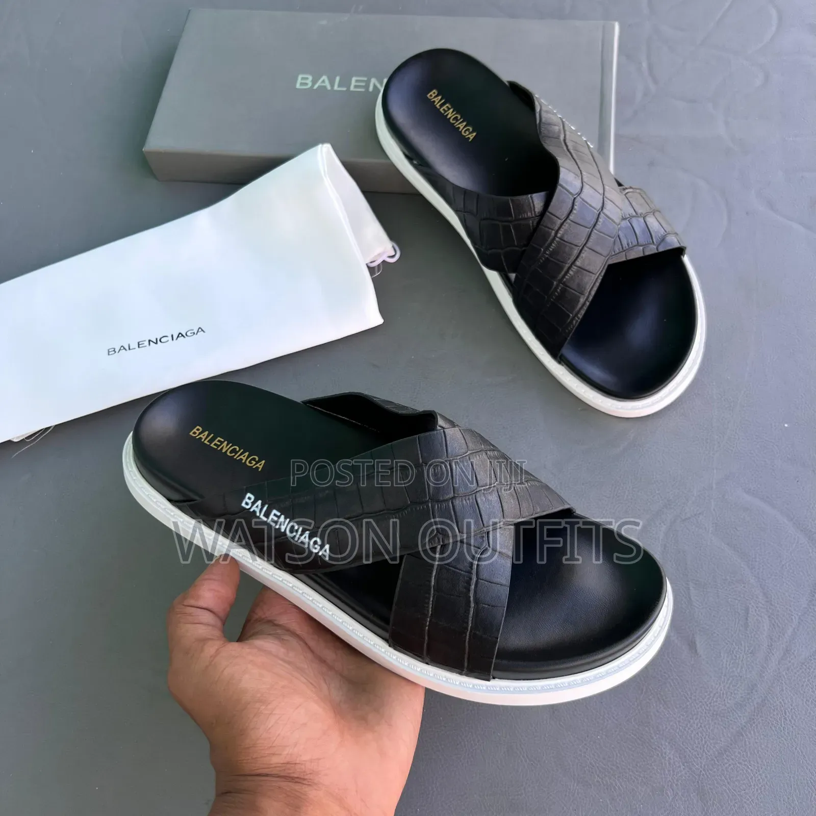 Sendo or Men's Leather Sandals Balenciaga Branded