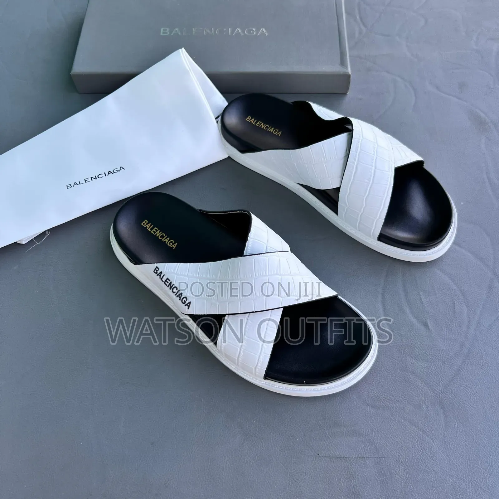 Sendo or Men's Leather Sandals Balenciaga Branded