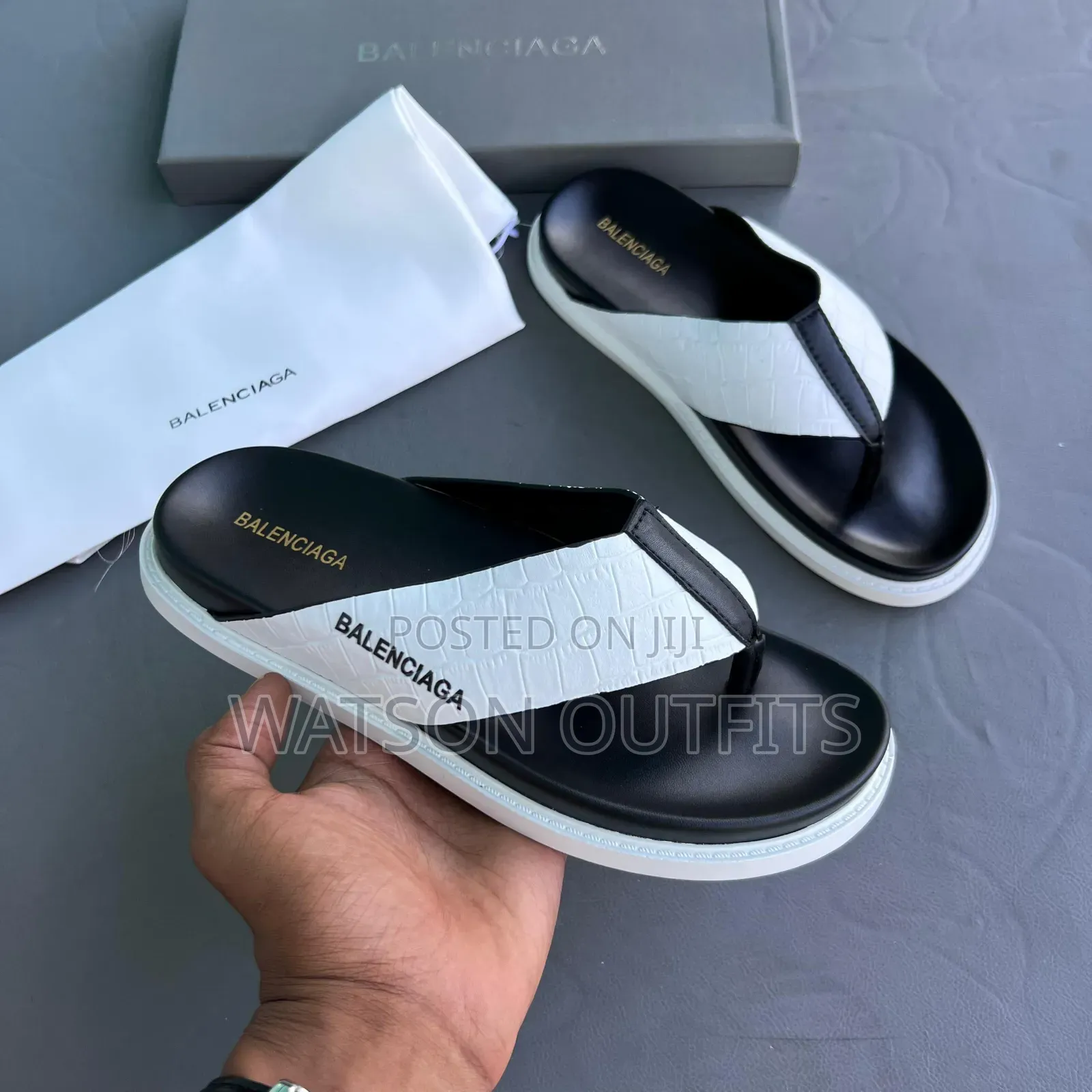 Sendo or Men's Leather Sandals Balenciaga Branded