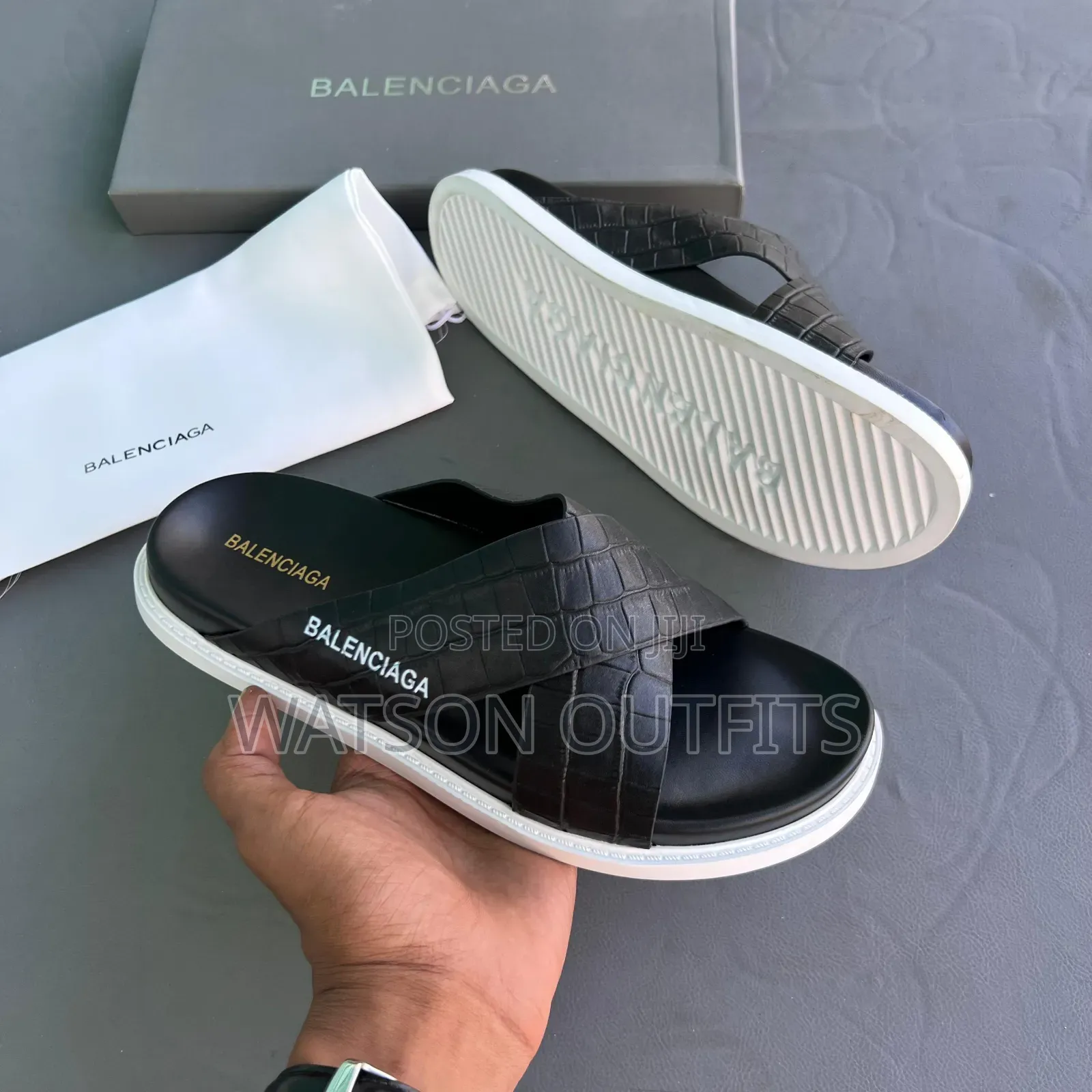Sendo or Men's Leather Sandals Balenciaga Branded