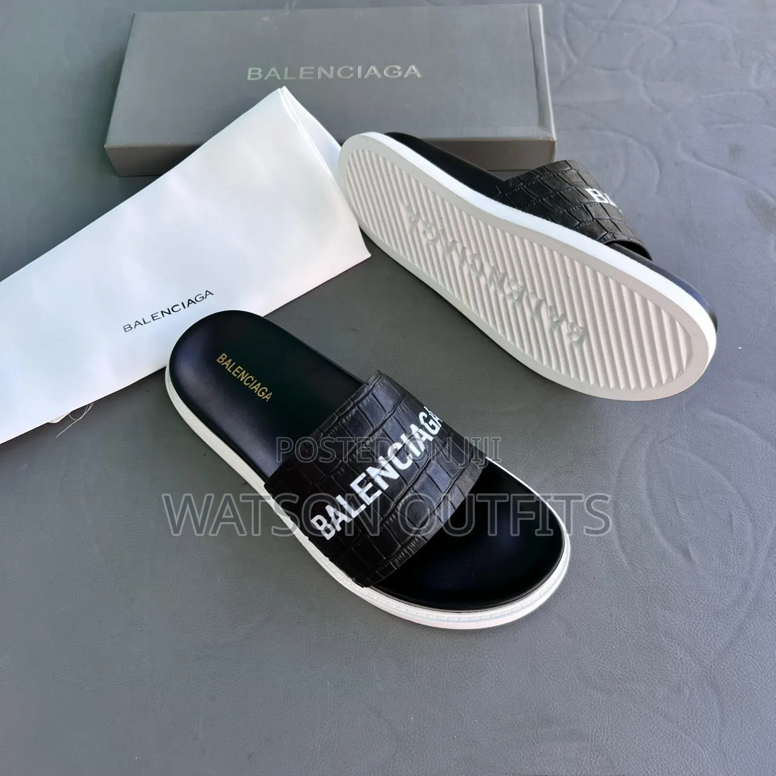 Sendo or Men's Leather Sandals Balenciaga Branded