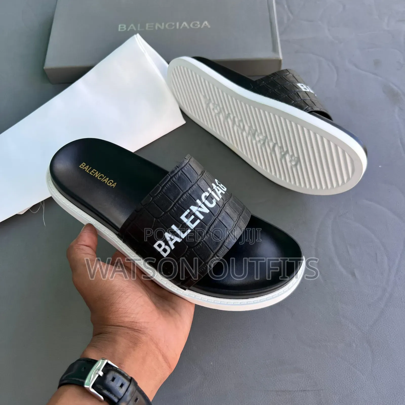 Sendo or Men's Leather Sandals Balenciaga Branded