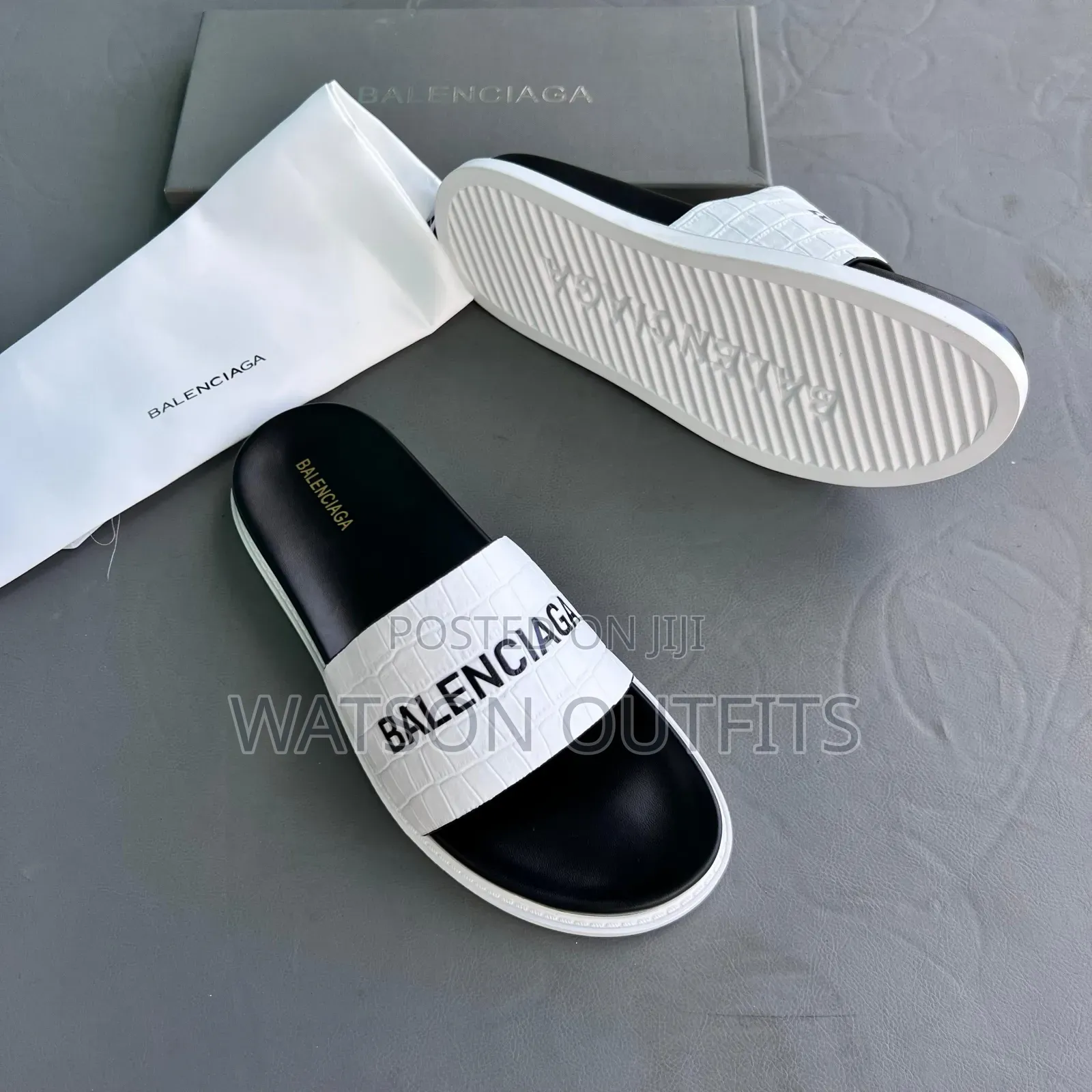 Sendo or Men's Leather Sandals Balenciaga Branded