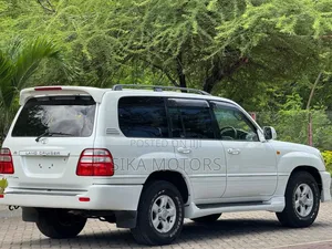 Toyota Land Cruiser 100 4.2 TD 2004 White