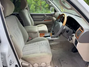 Toyota Land Cruiser 100 4.2 TD 2004 White