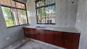 4bdrm House in Mbweni Ubungo for sale