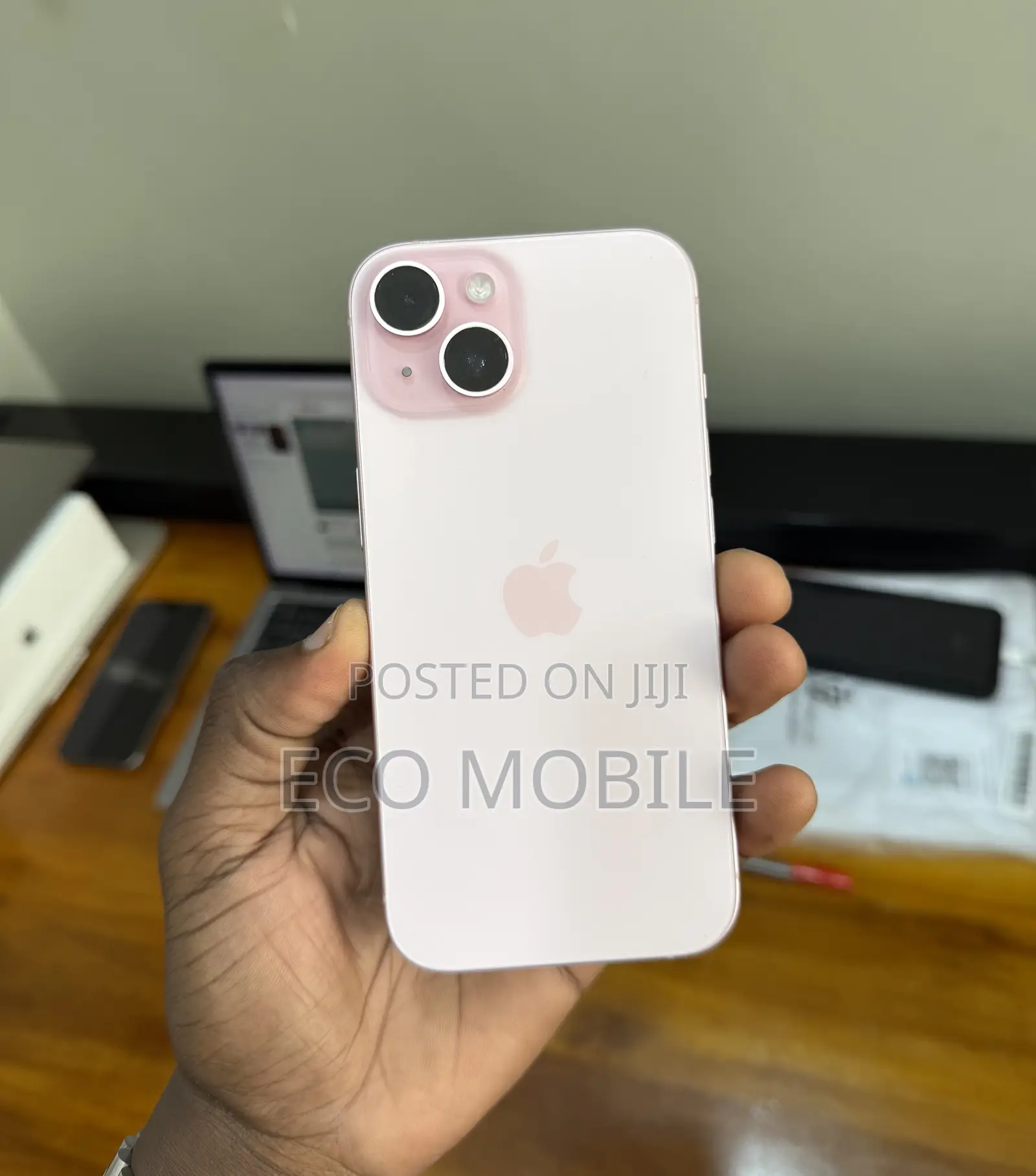 Apple iPhone 15 128 GB Pink