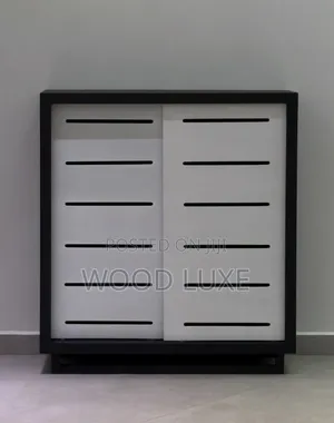 Shoerack Woodluxe