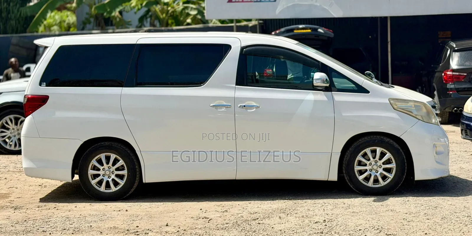 Toyota Alphard 2010 White