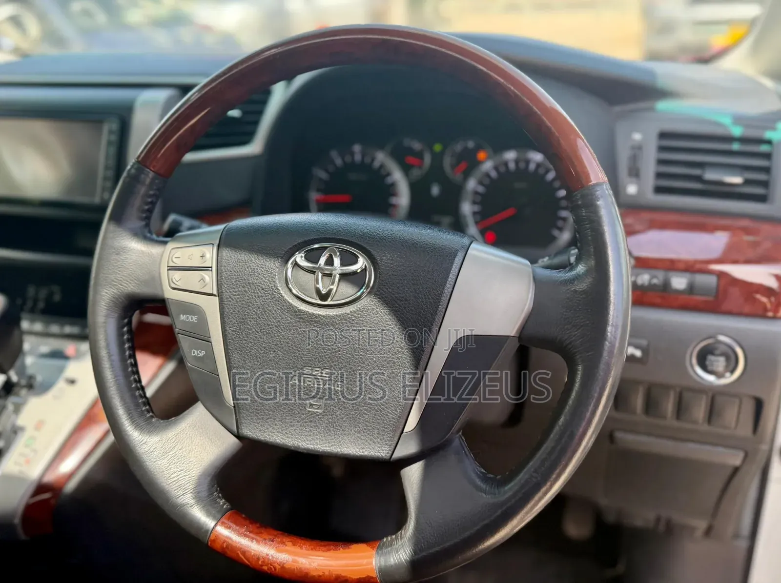 Toyota Alphard 2010 White