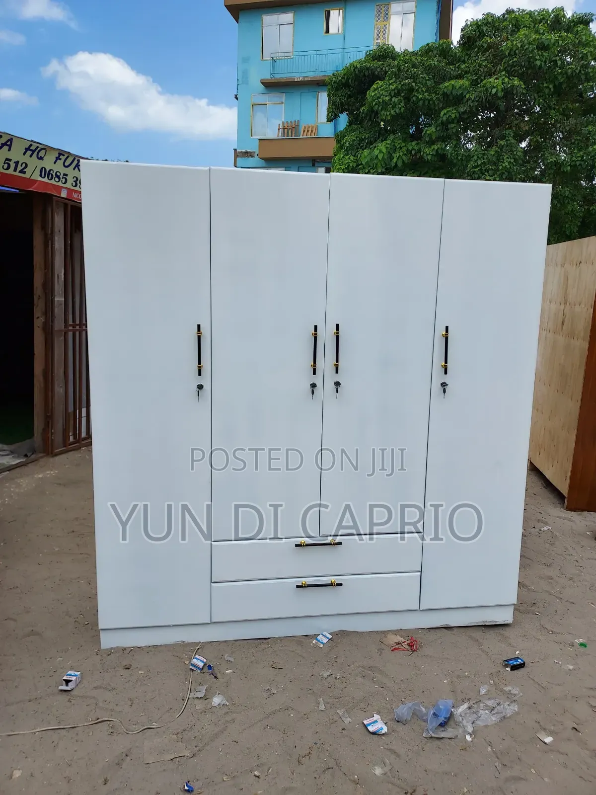 Kabati Milango Minne
