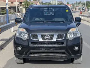 Nissan X-Trail 2.0 Petrol AWD 2013 Black