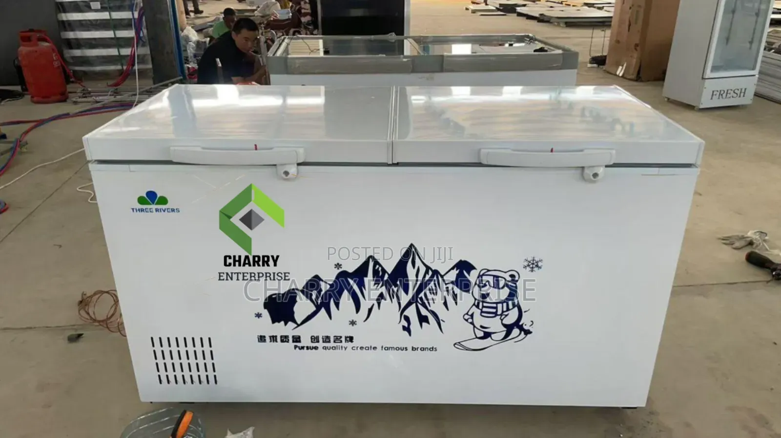 Powerful 450l Three Rivers Chest Freezer Cf420 Nzuri Home or Business
