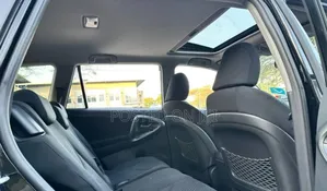 Toyota Vanguard 2010 Black