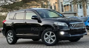 Toyota Vanguard 2010 Black