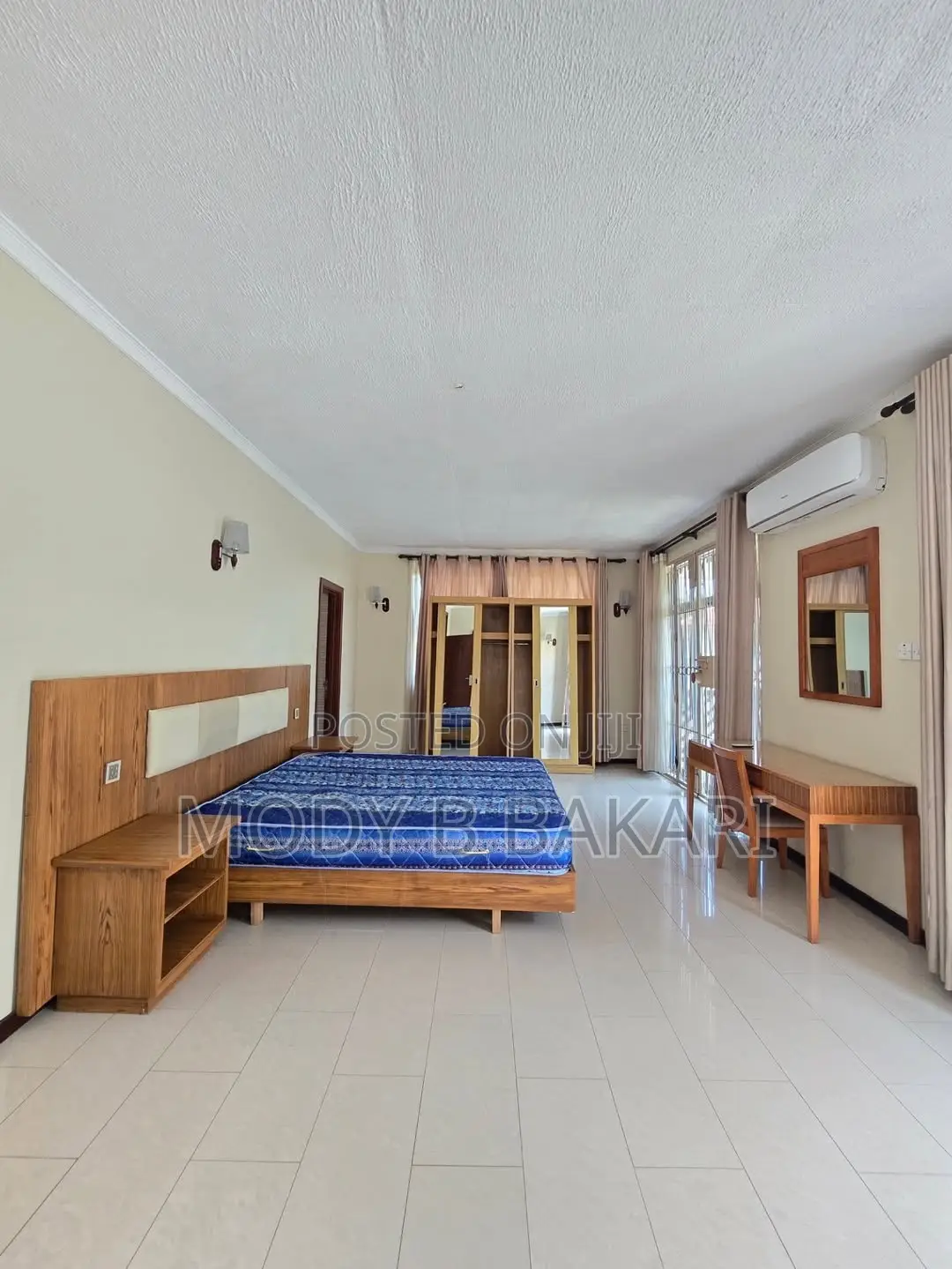 Furnished 3bdrm Villa in Oyster Bay for rent