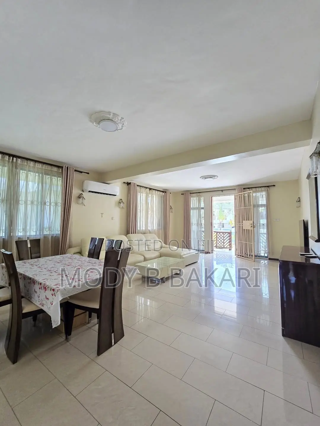 Furnished 3bdrm Villa in Oyster Bay for rent