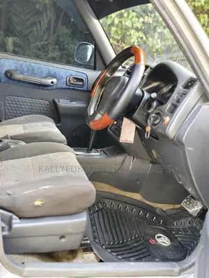 Toyota RAV4 1999 Silver