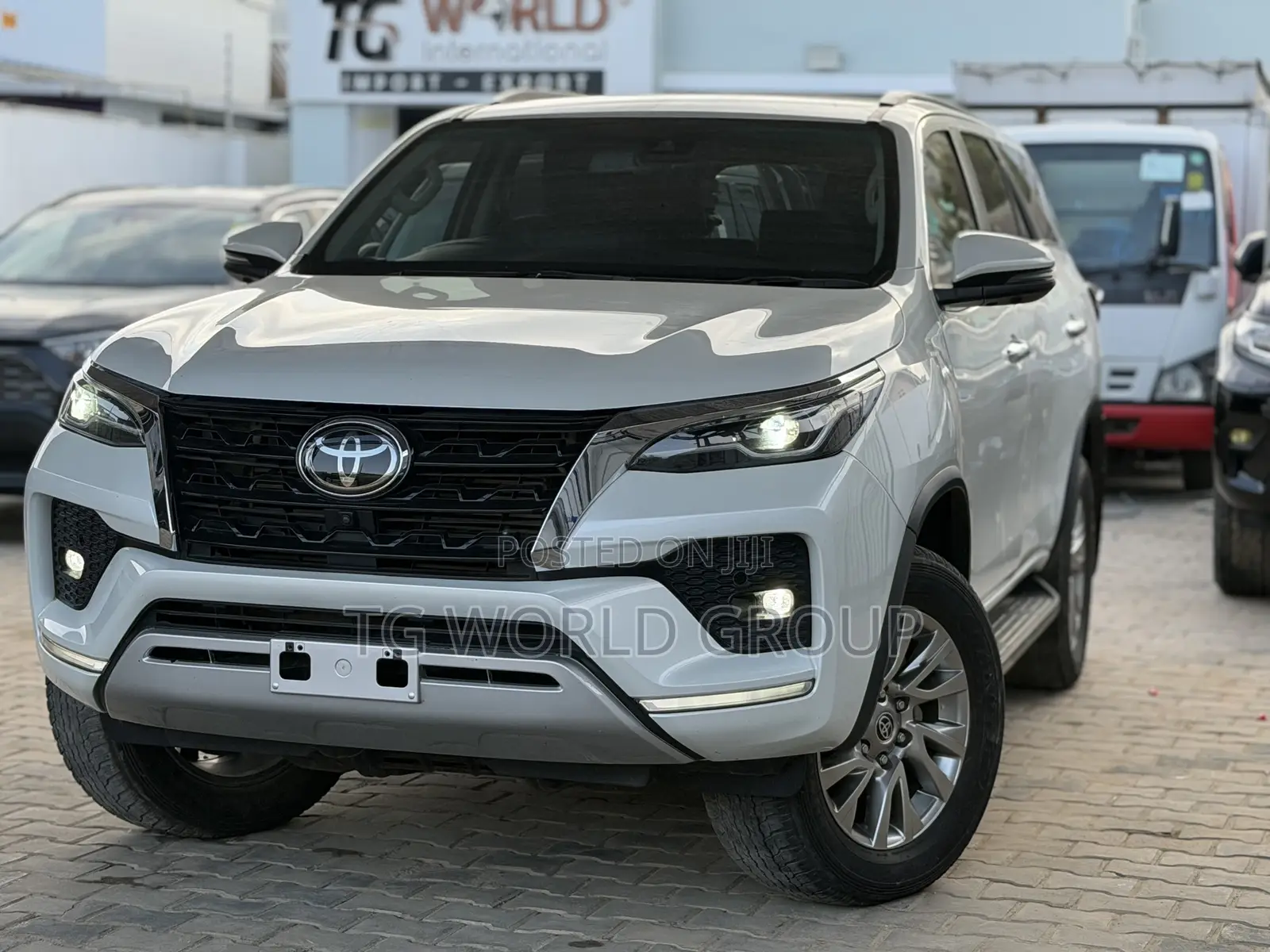 Toyota Fortuner 2.8 D AWD 2022 White