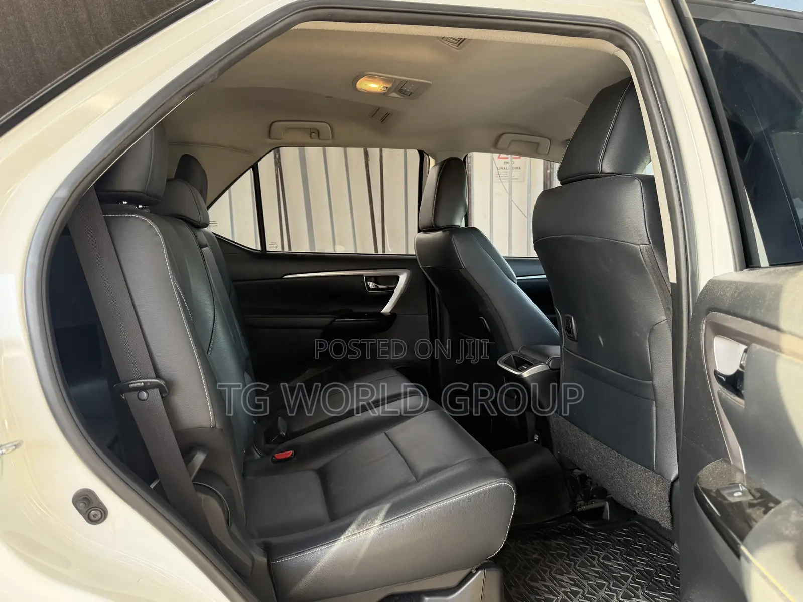 Toyota Fortuner 2.8 D AWD 2022 White