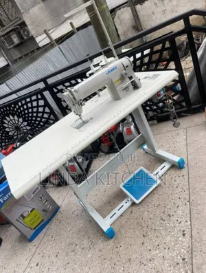 Juki Machine Ya Kushonea (Haichagui Kitambaa)