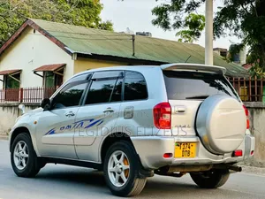 Toyota RAV4 2005 Silver