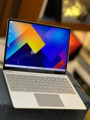 Laptop Microsoft Surface Laptop Go 8GB Intel Core I5 SSD 256GB
