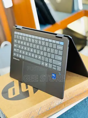 Laptop HP OmniBook X Flip 14" 32GB Intel Core I7 SSD 1T