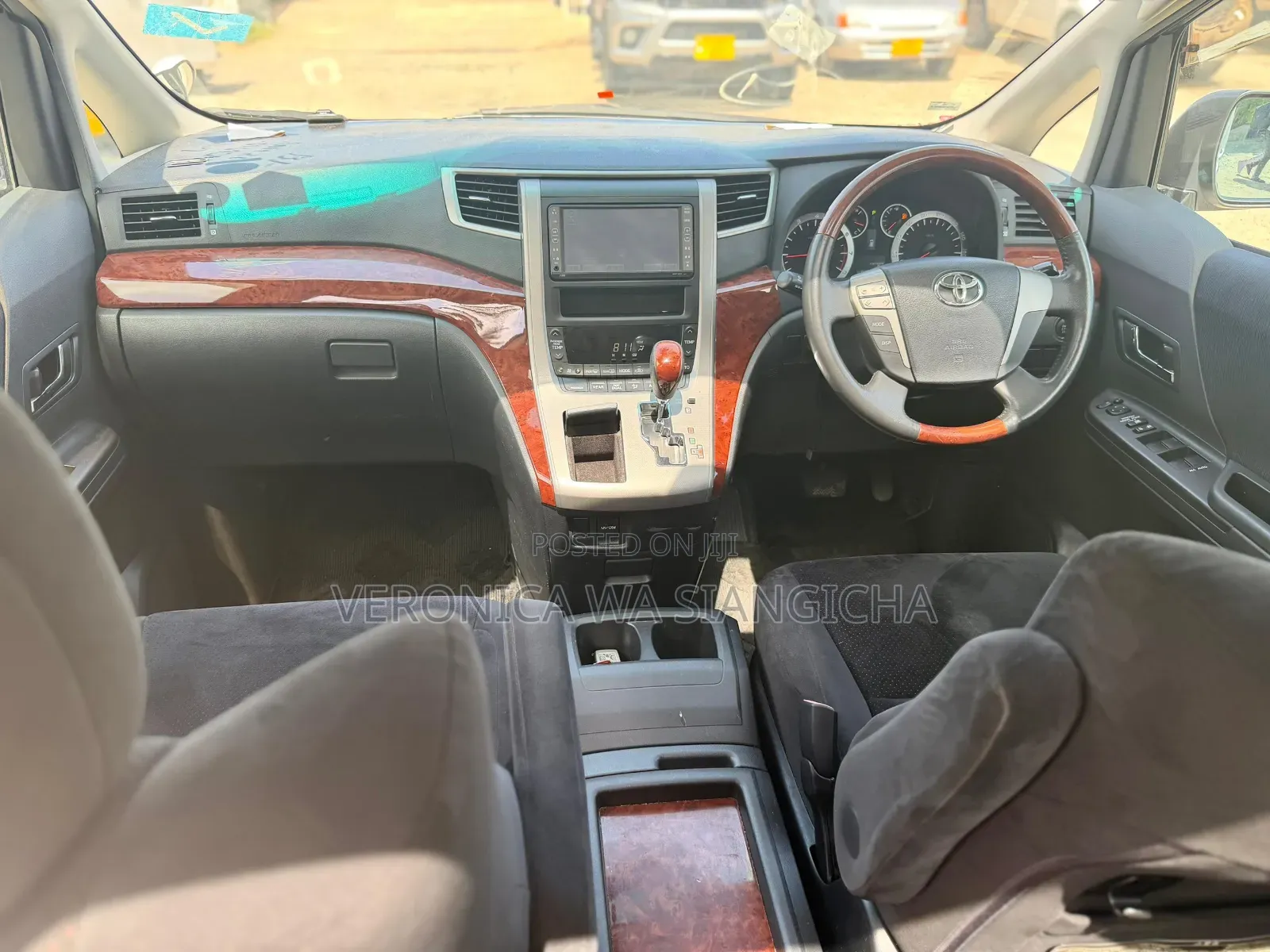 Toyota Alphard 2010 White