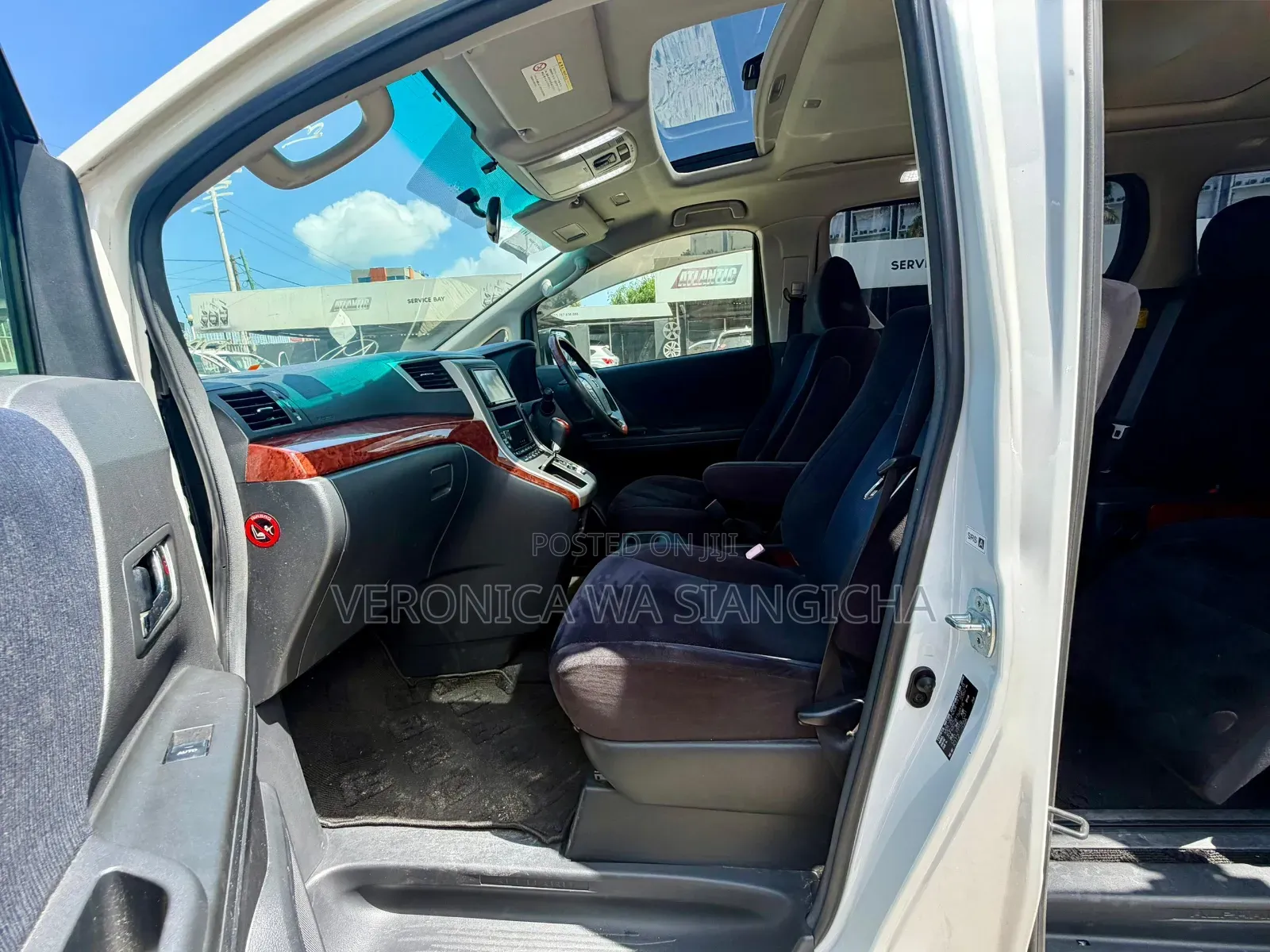 Toyota Alphard 2010 White