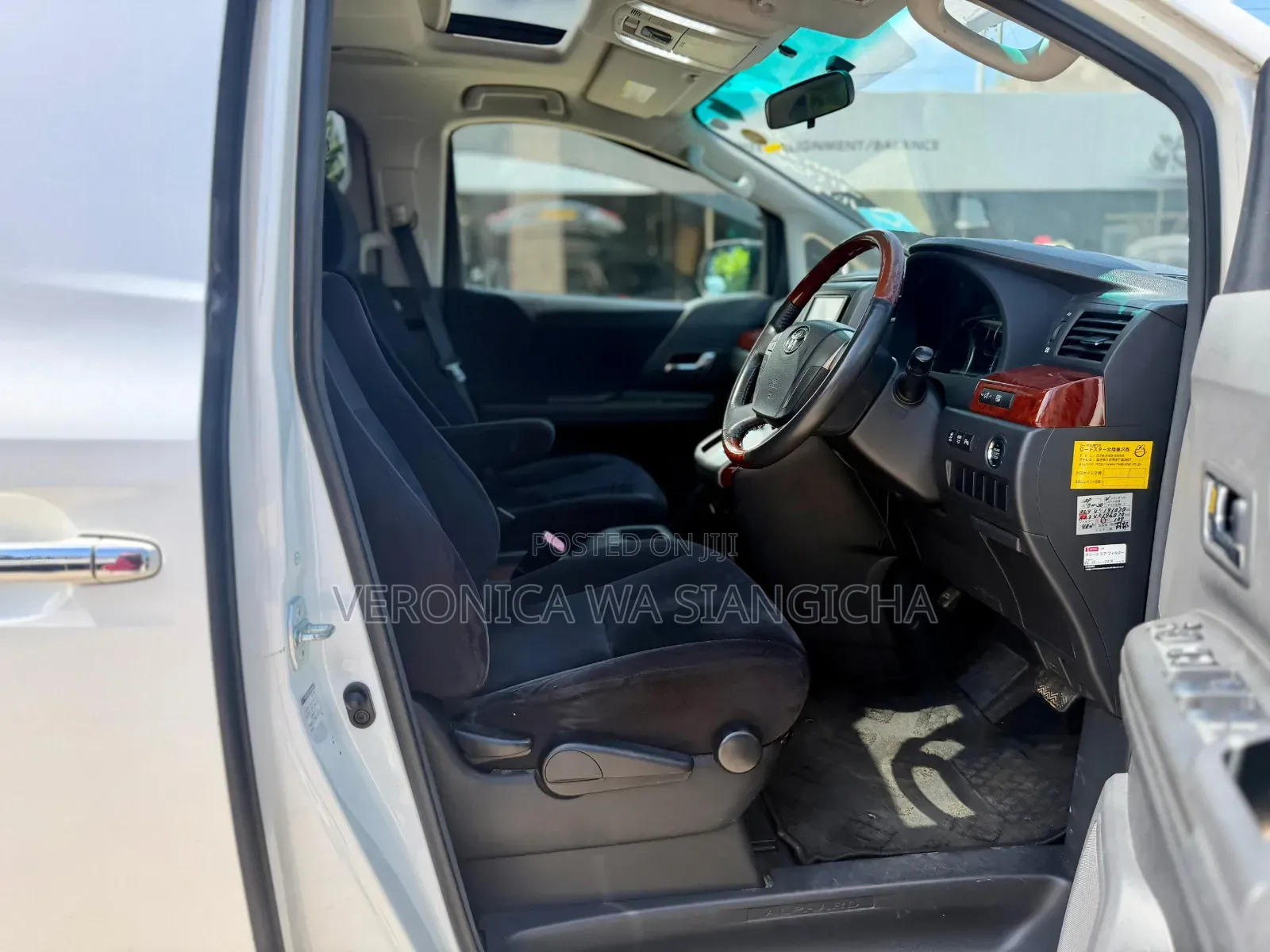 Toyota Alphard 2010 White