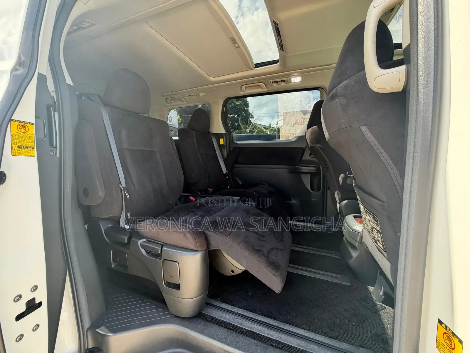 Toyota Alphard 2010 White