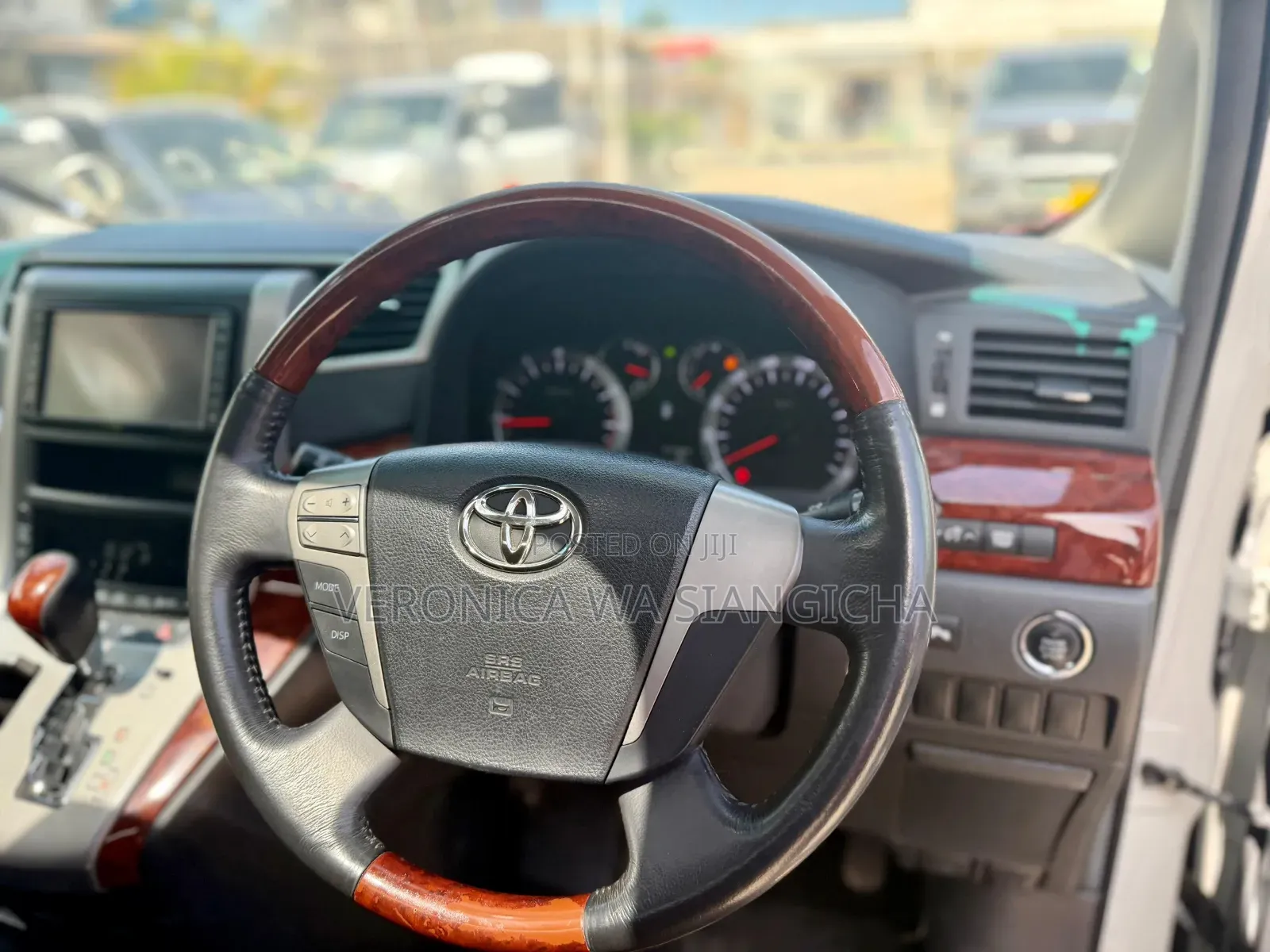 Toyota Alphard 2010 White