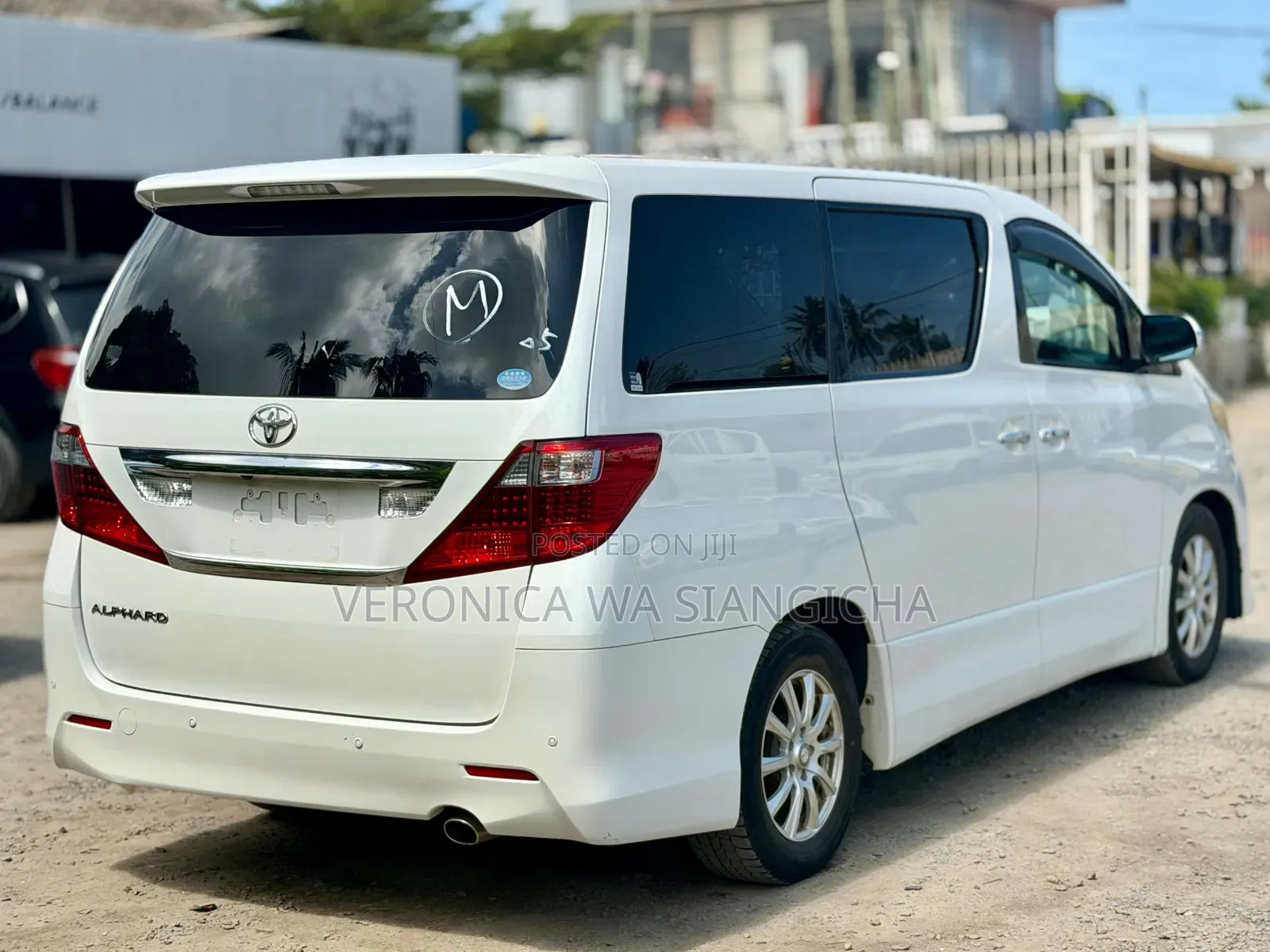 Toyota Alphard 2010 White