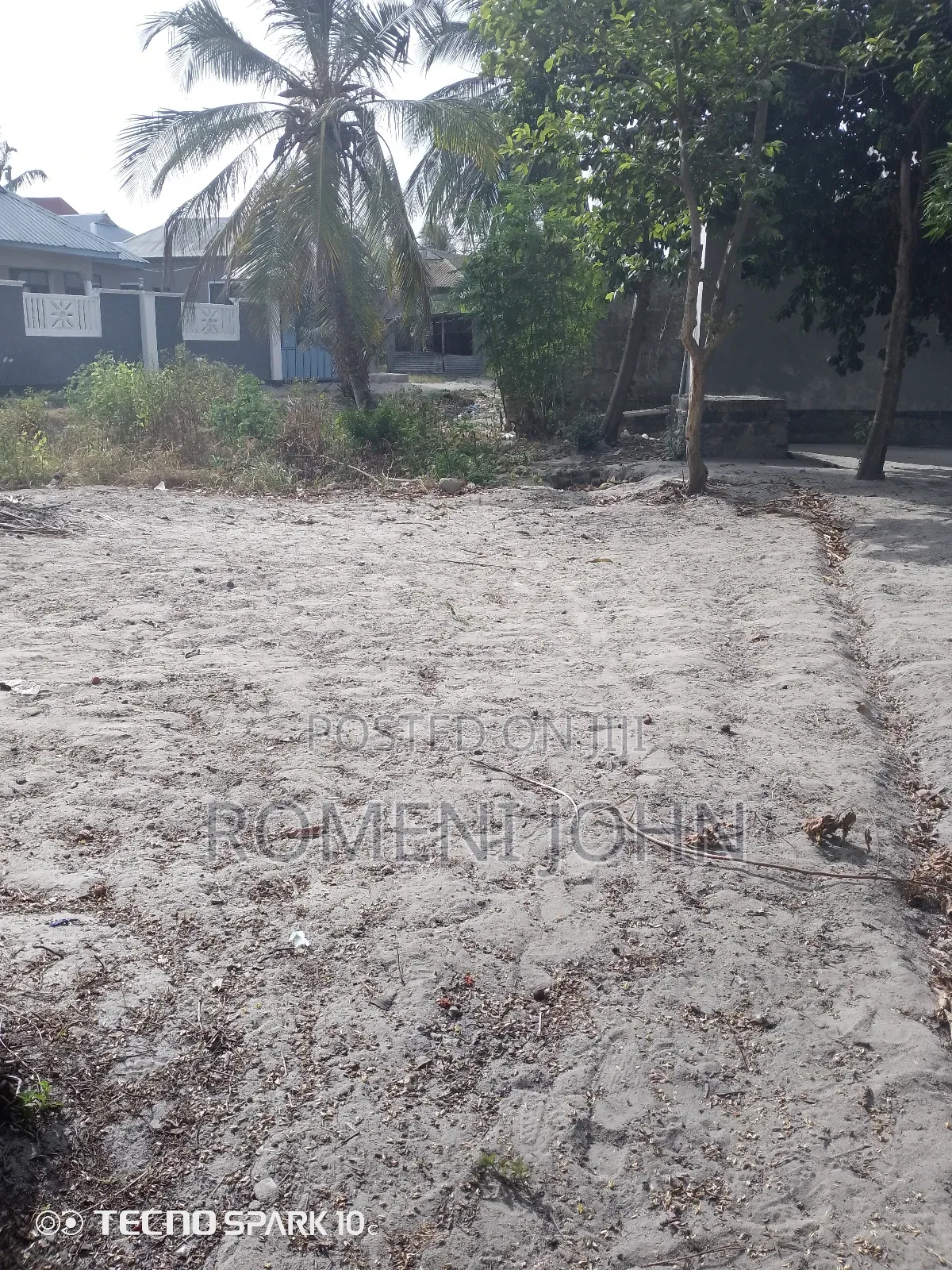 Kiwanja Sqmita 300 Kinauzwa Milioni 5.8 Majohe Chuo Rada.
