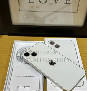 New Apple iPhone 13 128 GB White