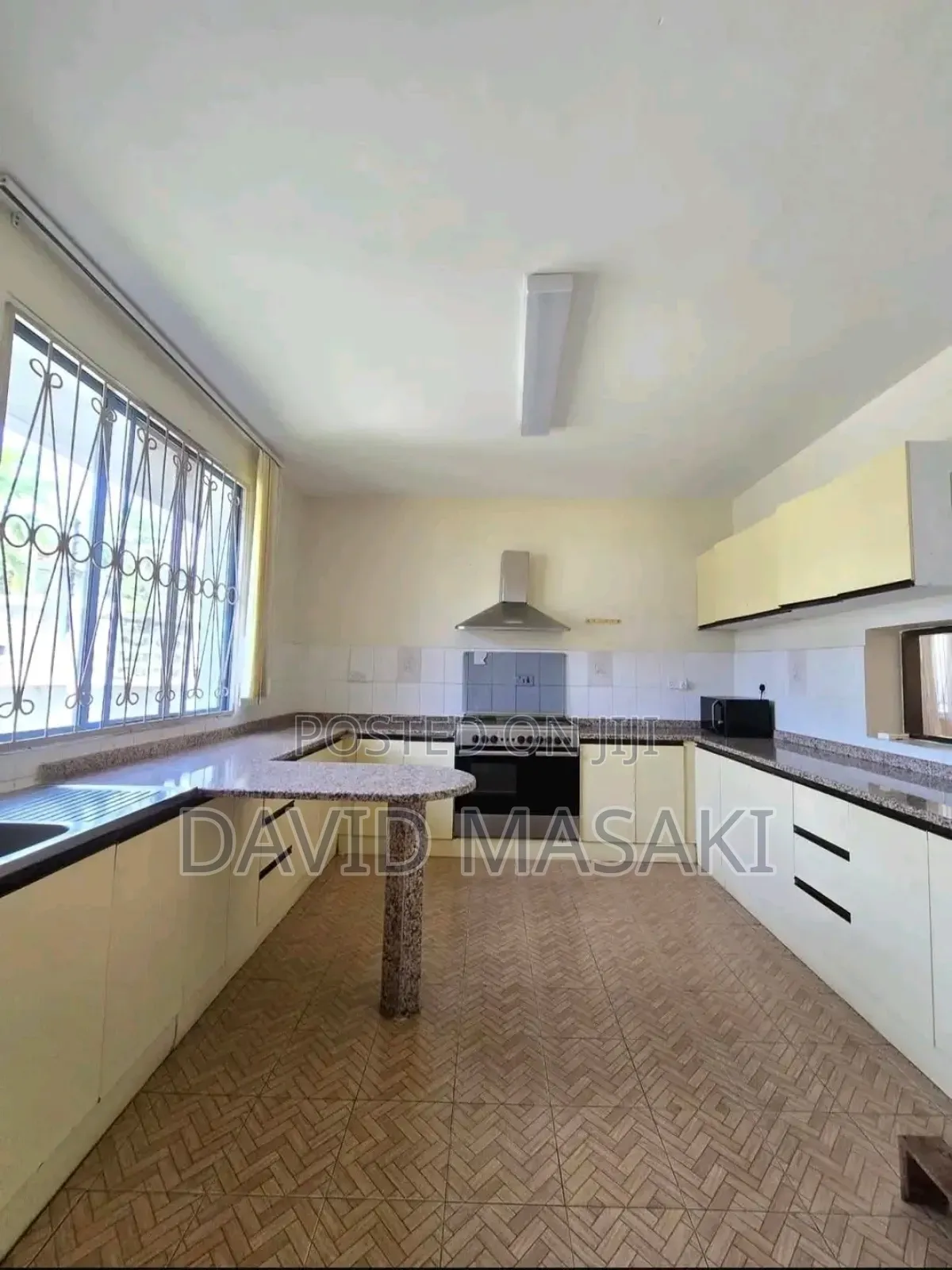 Furnished 3bdrm Villa in Ocean Villas, Oyster Bay for rent