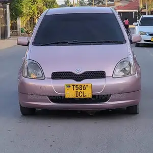 Toyota Vitz 2003 Pink