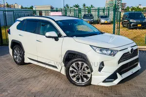 Toyota RAV4 2020 White