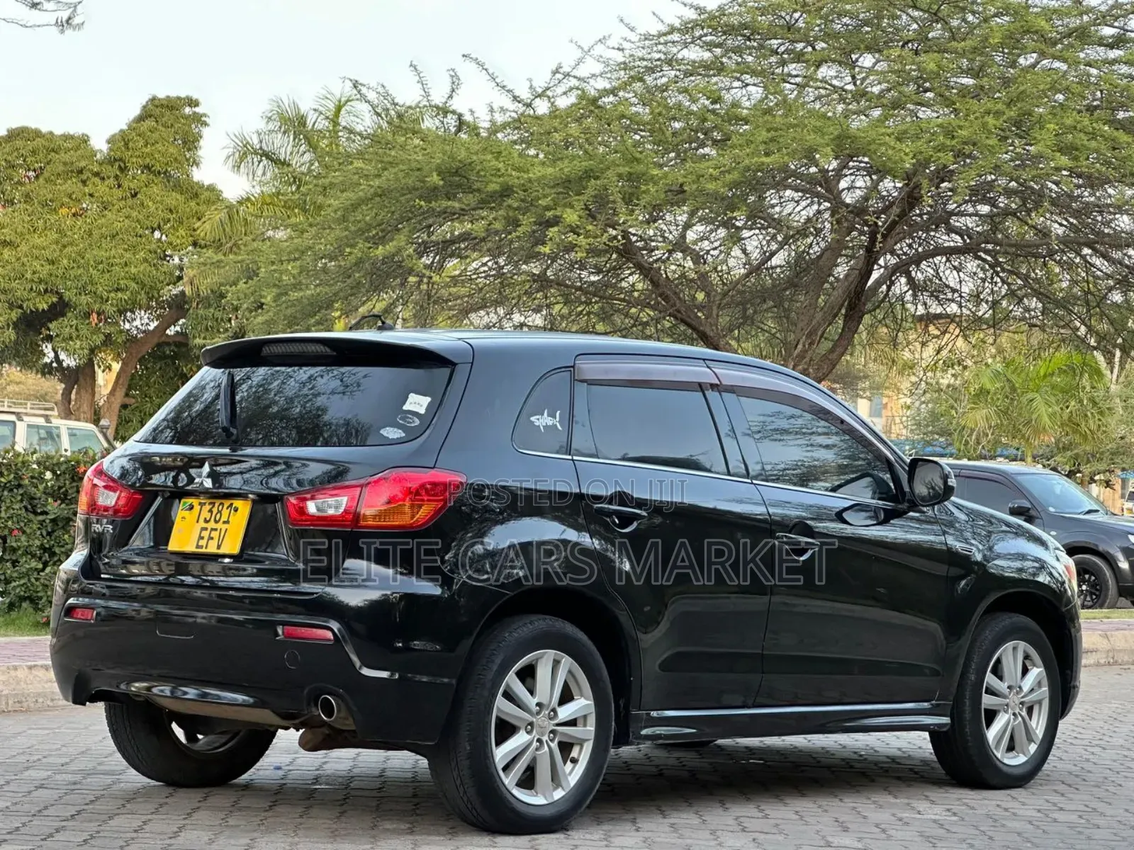 Mitsubishi RVR 2.0 2012 Black